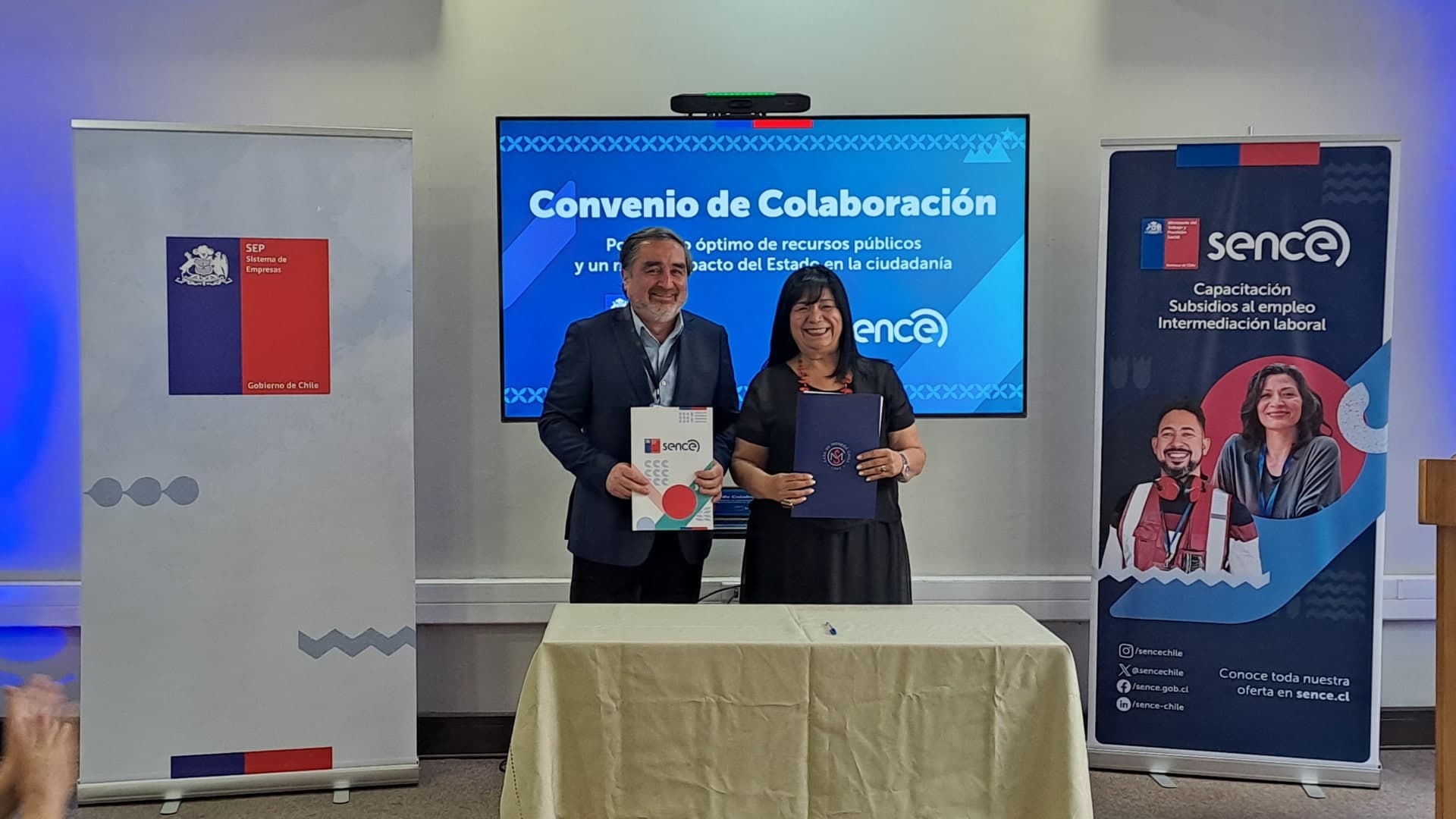 SENCE y SEP firman convenio de colaboración en Casa de Moneda de Chile