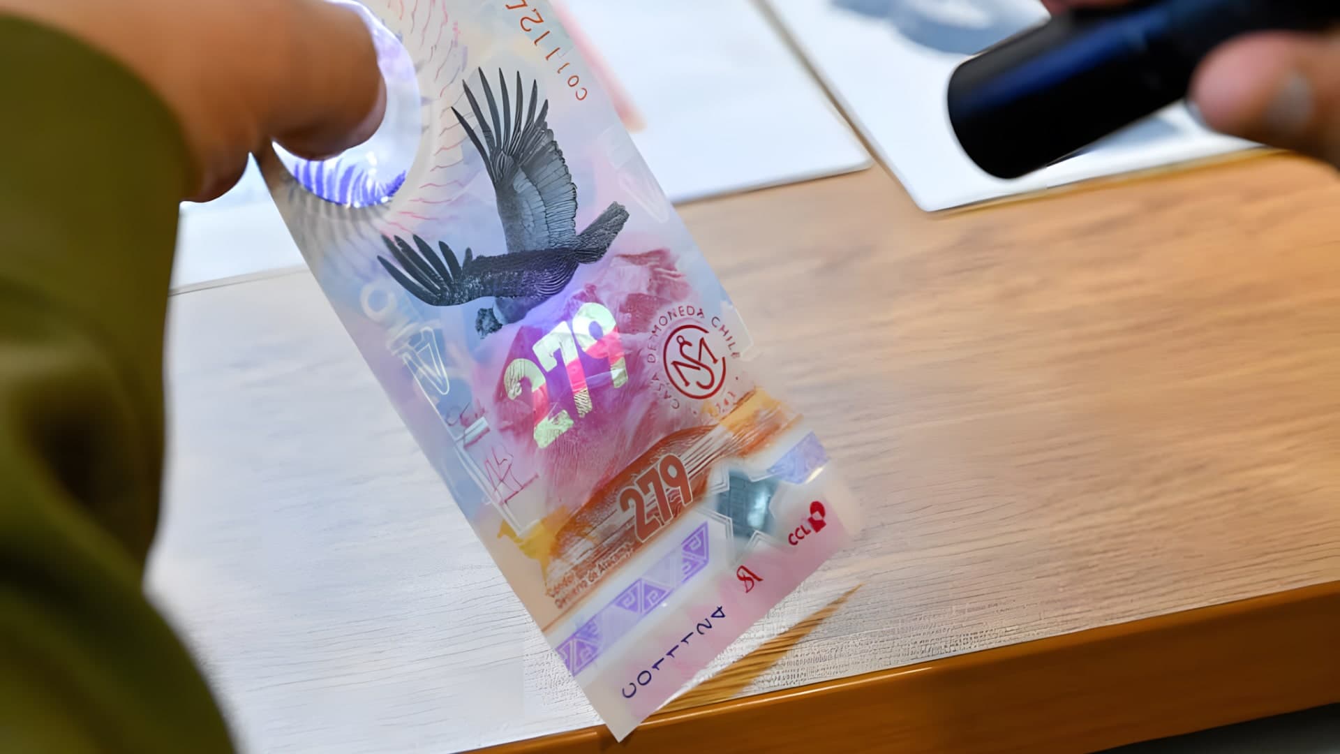 Director de INAPI visita Casa de Moneda de Chile - Imagen 2